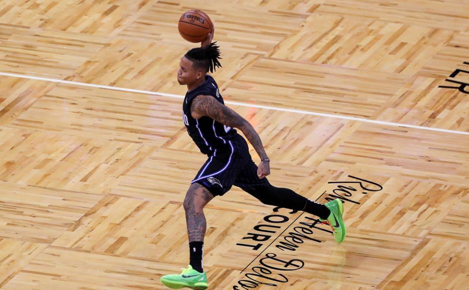  唐斯双二十数据森林狼轻取魔术迎三连胜