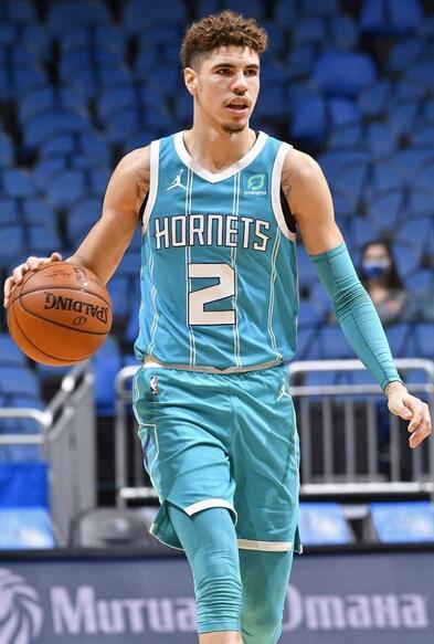  布里奇斯全面发挥黄蜂加时险胜火箭结束低迷